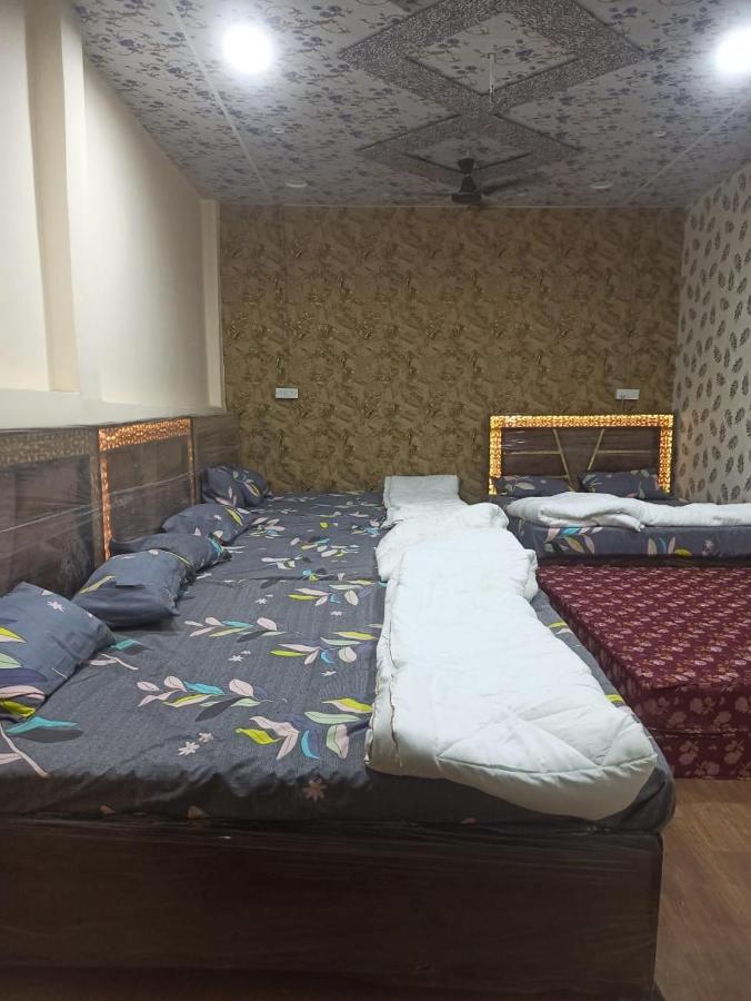 Shree Kashi Govardhan Dham Hotel Ujjain Luaran gambar
